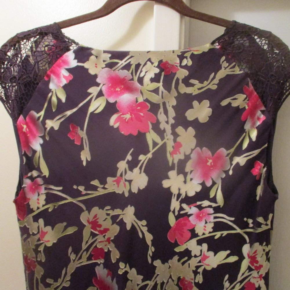 dress - Picture 3 of 7